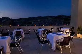 Отель Castillo De