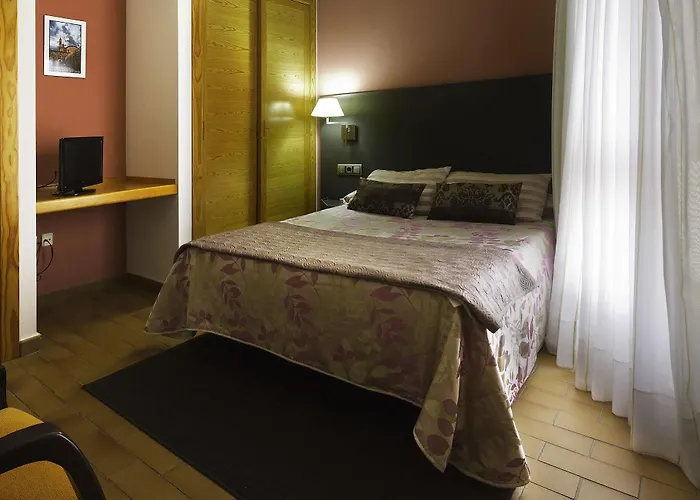 Hotel Castillo De 2*